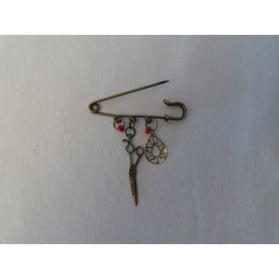 Antique Style Handmade Brooch - HA1043