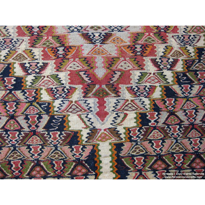 Medalion Design Persian Kilim Rug  -  RK5000 Medalion Design Persian Kilim Rug  -  RK5000