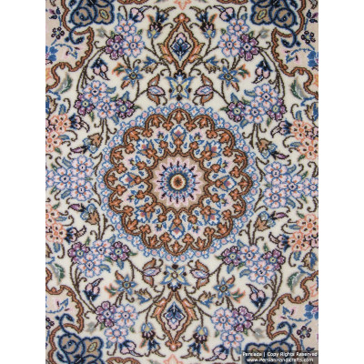 Medallion Design Wool & Cotton Naein Persian Rug  -  RN5004
