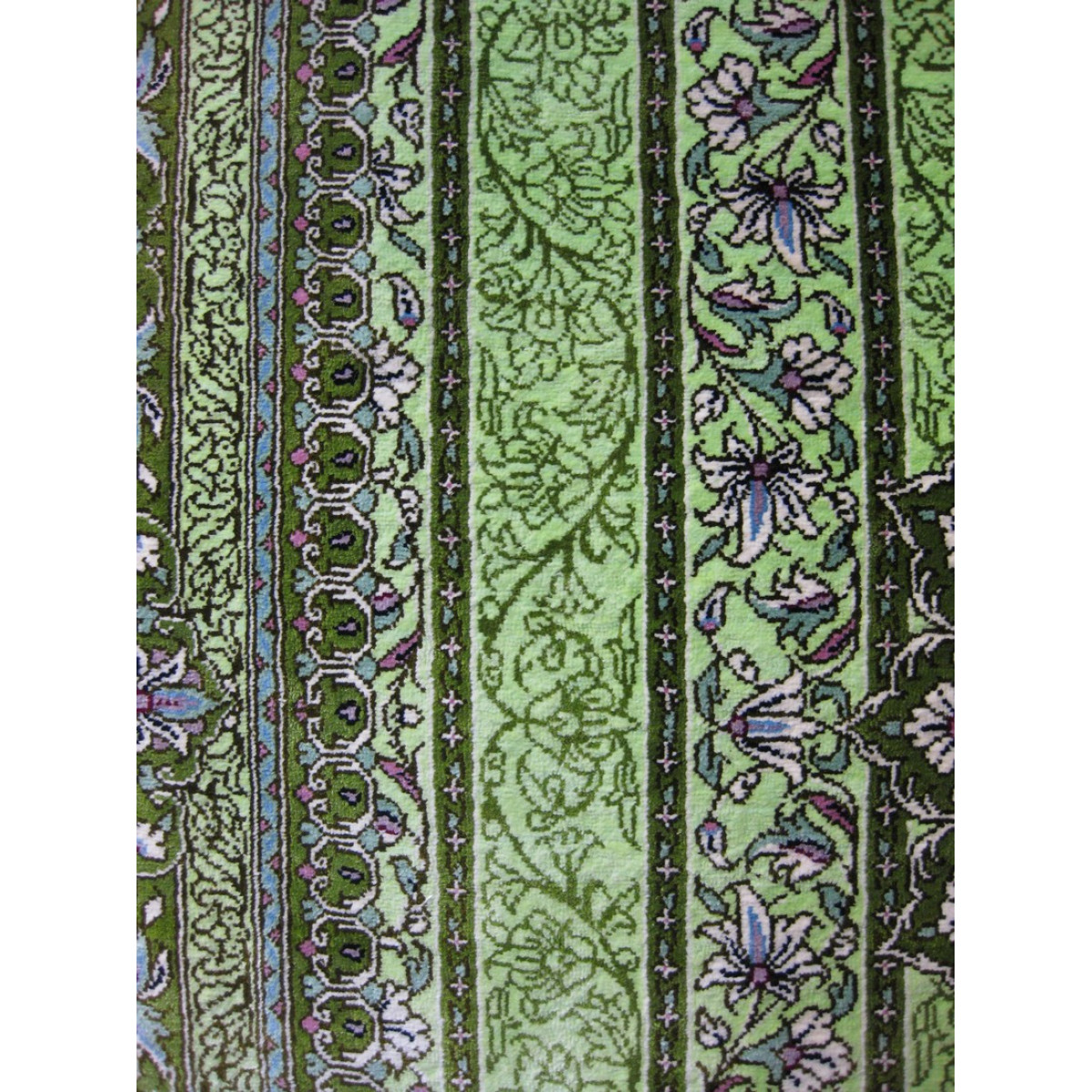 Premium Medallion Design Silk Qum Rug - RQ4056-Persian Handicrafts