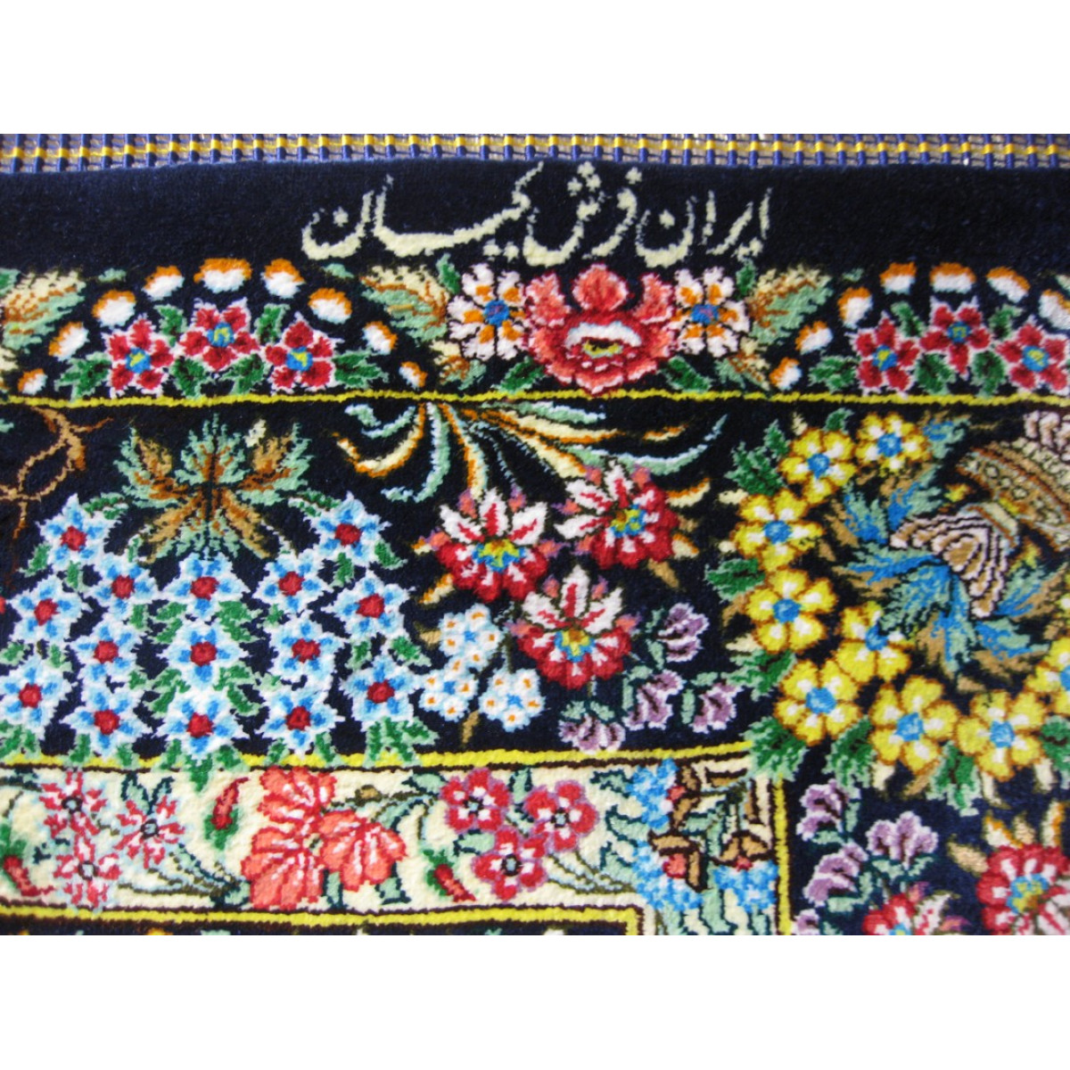 Premium Medallion Design Silk Qum Rug - RQ4057-Persian Handicrafts